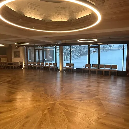 Erlebachova Bouda, - Svaty Frantisek Готель