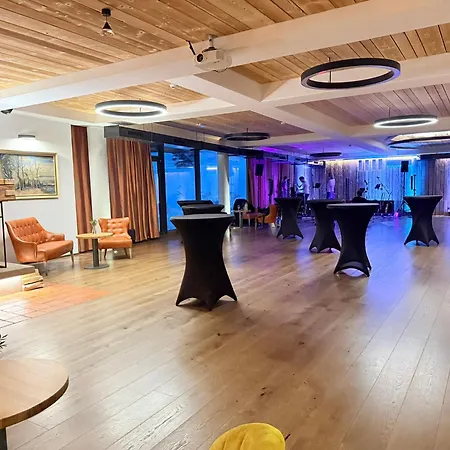 Erlebachova Bouda, - Svaty Frantisek Hotel Spindleruv Mlyn